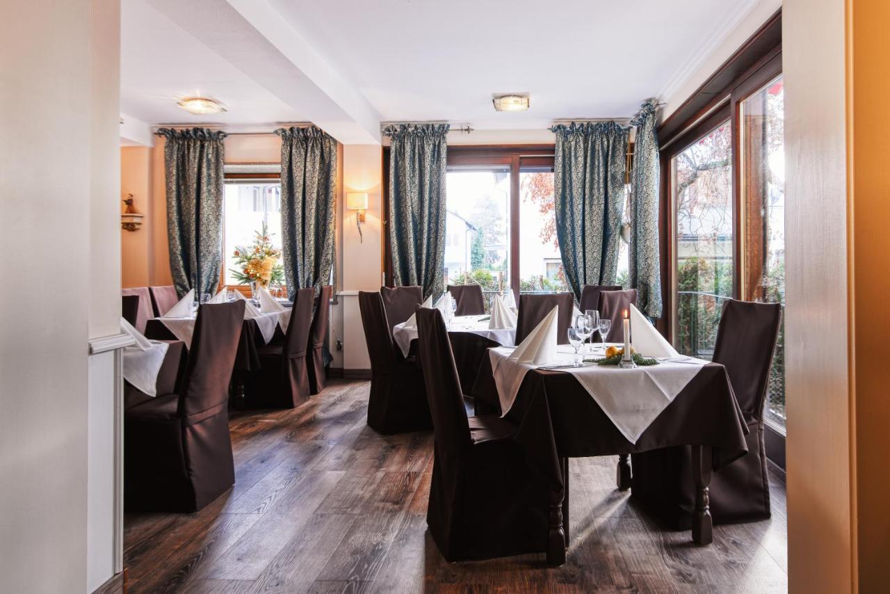 Hotel-Restaurant Central Am Koenigshof فيرهيم المظهر الخارجي الصورة