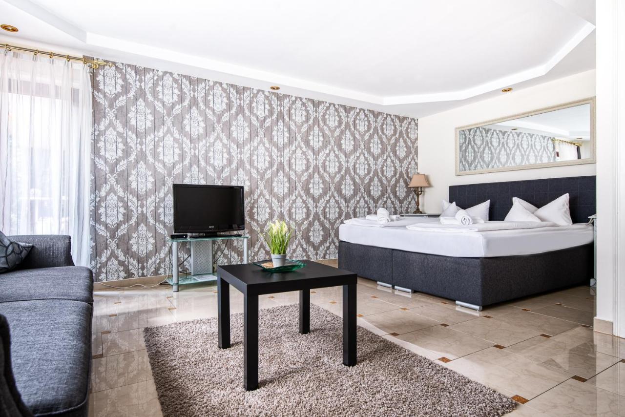 Hotel-Restaurant Central Am Koenigshof فيرهيم المظهر الخارجي الصورة